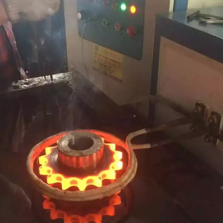 齒輪經過電磁感應加熱設備淬火后常出現(xiàn)哪些缺陷？如何預防？